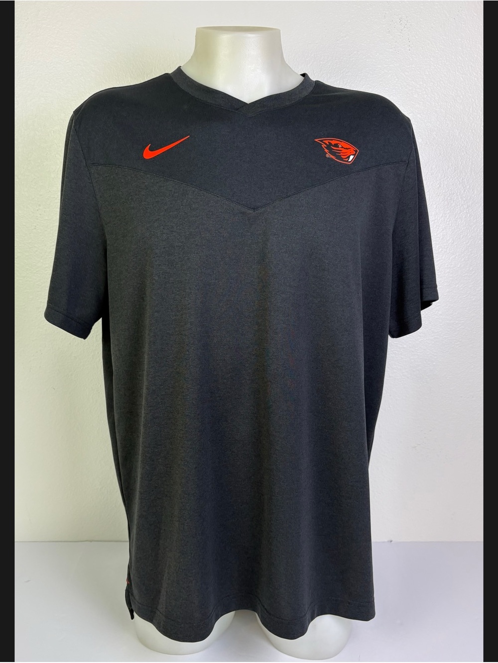 Nike Oregon State Beavers On Field Dri-FIT
Shirt Men XXL Tall Gray NCAA